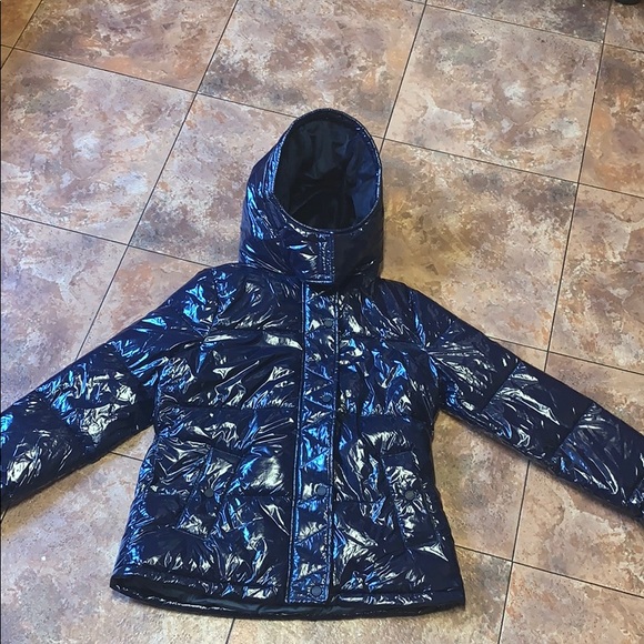 Hollister Wet-Look Puffer Jacket - Picture 2 of 5